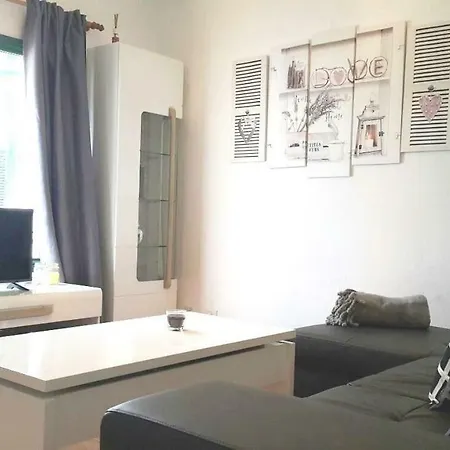 Bungalow King 아파트